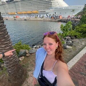 Meet your Posher, Hannah